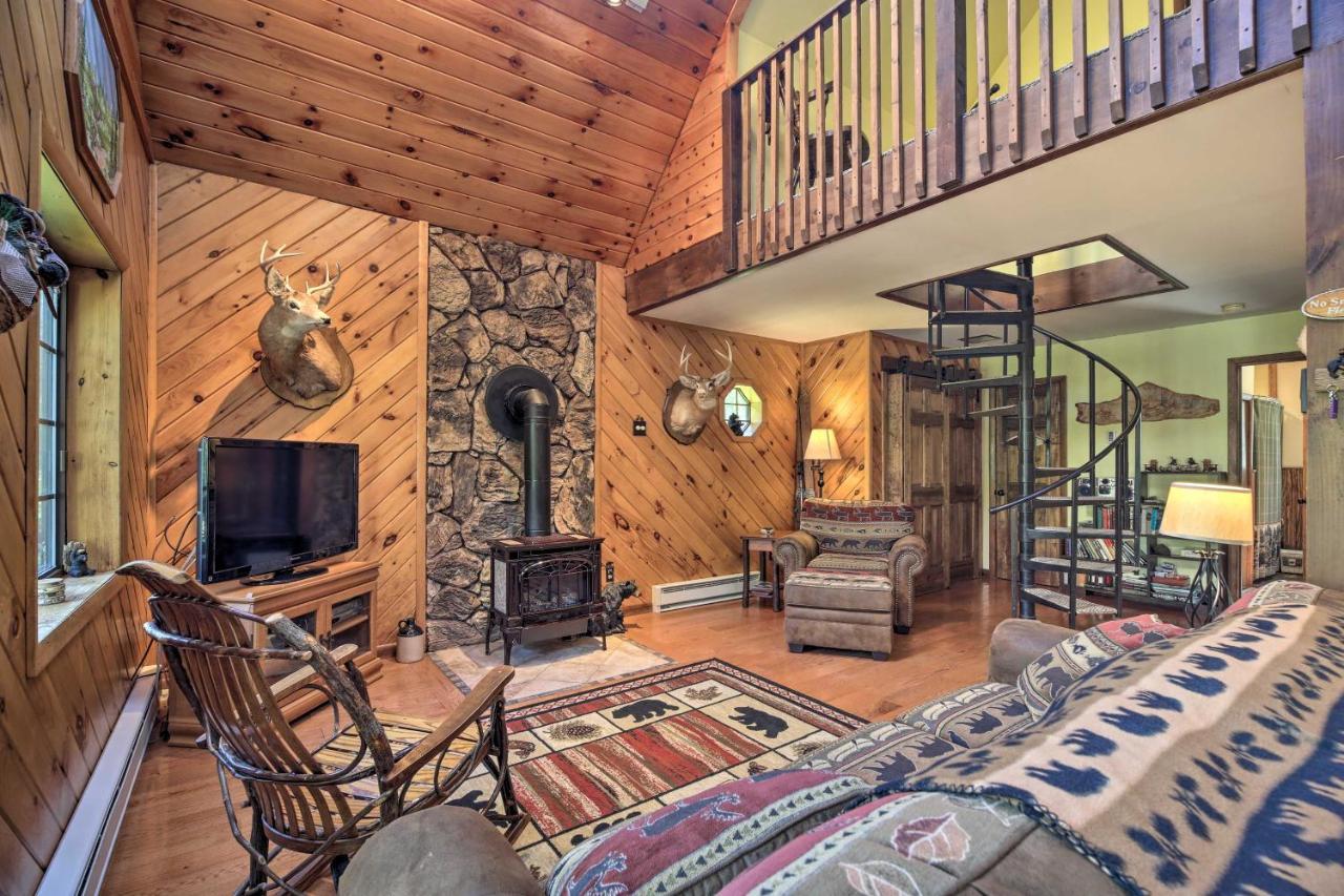 Lake Placid Chalet Deck And Forest Views! Exterior photo